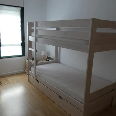 Acogedor Piso Con Garaje, Padel Y Piscina Villanúa